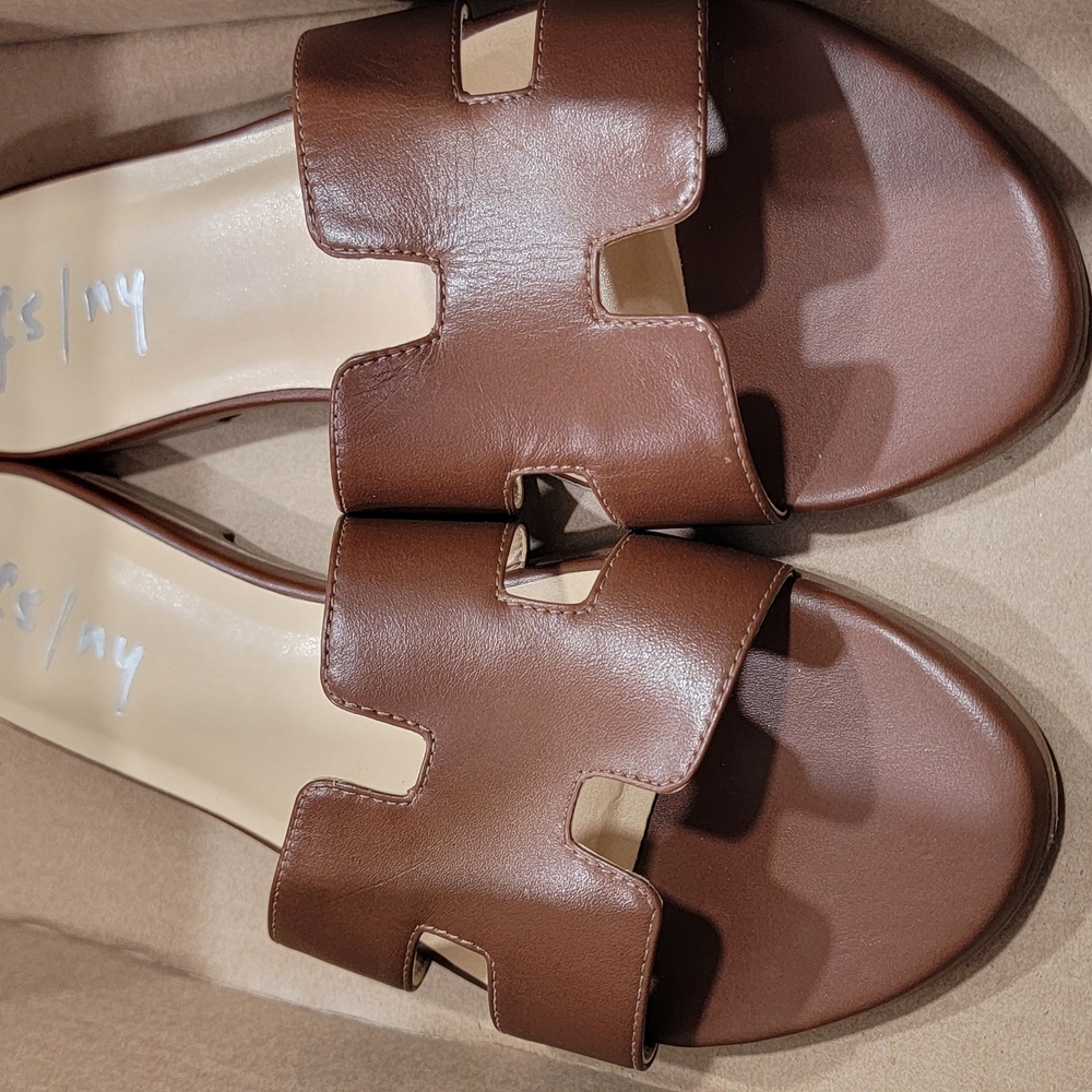 Brown Leather H-Strap Slippers Fslny